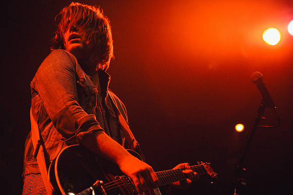 Nothing But Thieves